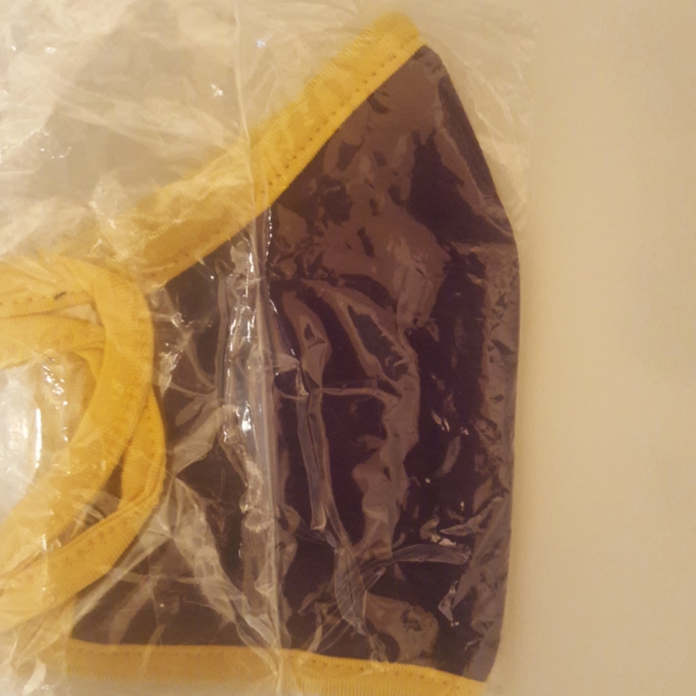 Mask - Picture 2 of 3